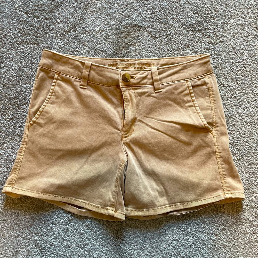American Eagle Khaki shorts